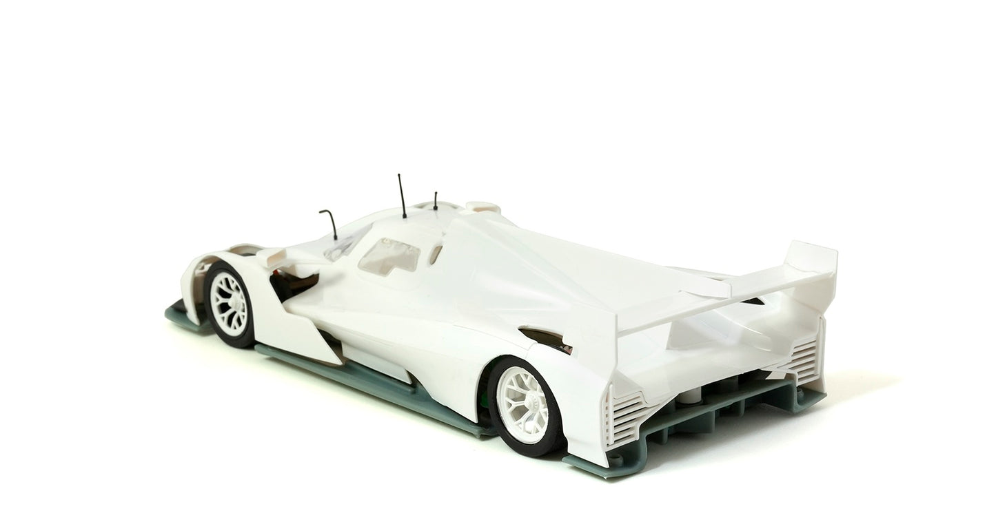 M-Hybrid GTP Hypercar White Racing Kit Anglewinder RT4